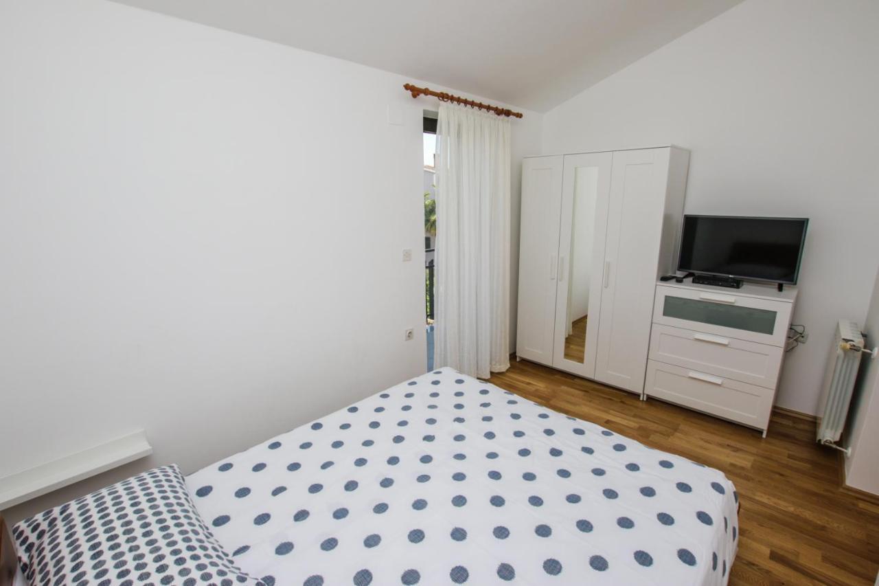Apartments Cvitan 1. Floor Porec Bagian luar foto